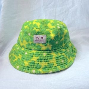 Urban Outfitters Lucky Hawaiian Printed Bucket Hat
